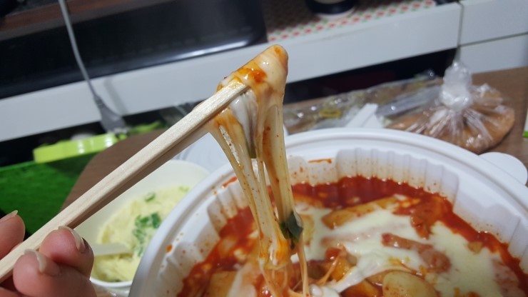 괴물떡볶이 이미지
