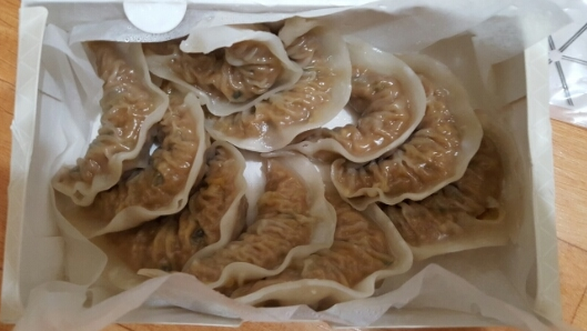 만두랑김밥이랑 이미지