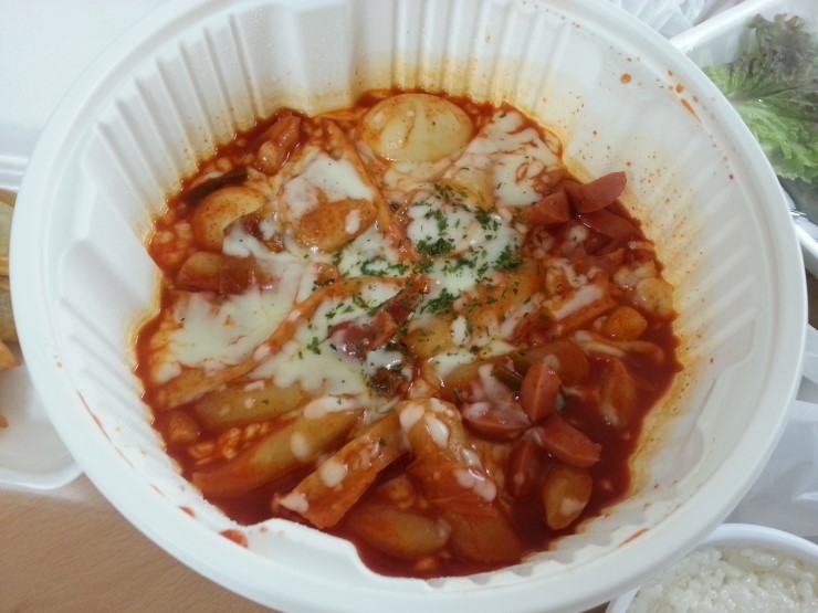 눈물떡볶이 이미지
