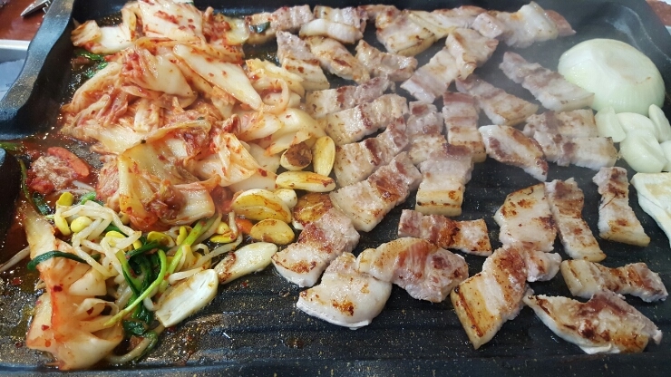 한라산똥돼지 이미지
