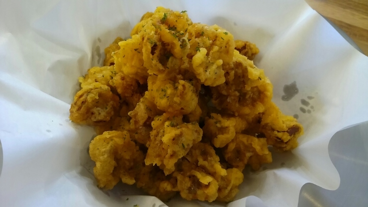 신통치킨 이미지