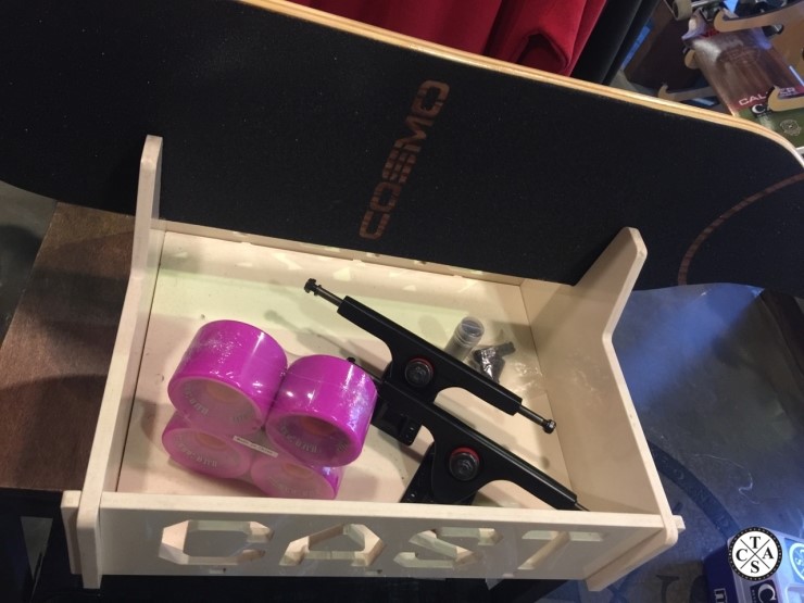 코즈모COSMO 이미지