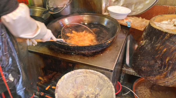 시장통닭 이미지