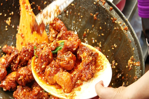 신포동 닭강정 이미지