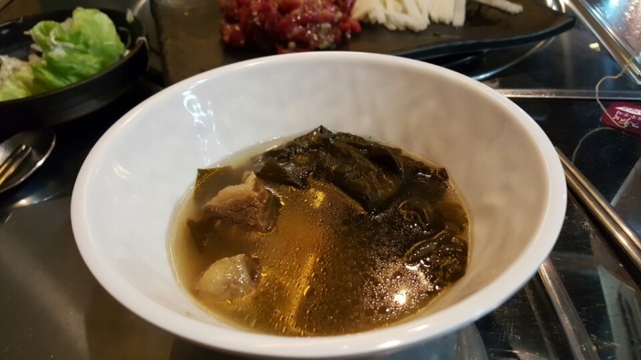 한우갈비의 습격 이미지