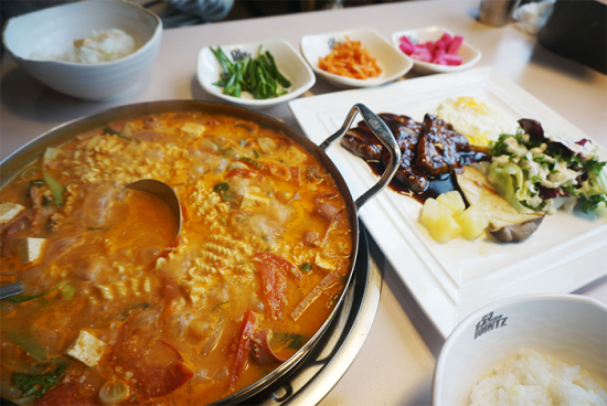 153포인츠부대찌개 이미지