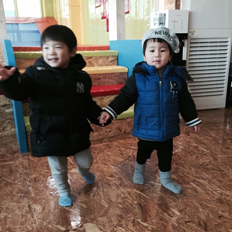 점핑빌리지 이미지