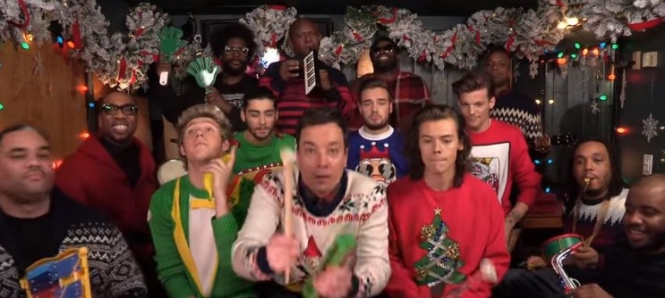 Jimmy Fallon, One Direction & The Roots: &quot;Santa Claus Is Coming To Town&quot;