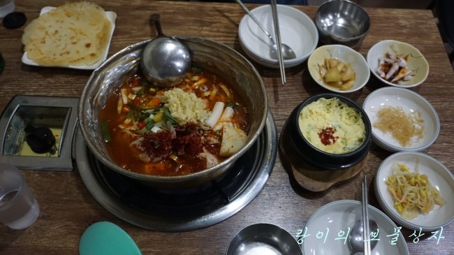 양푼이닭도리탕 이미지