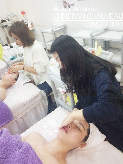 크리스챤쇼보뷰티아카데미학원 이미지