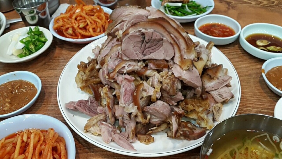 할머니족발 이미지