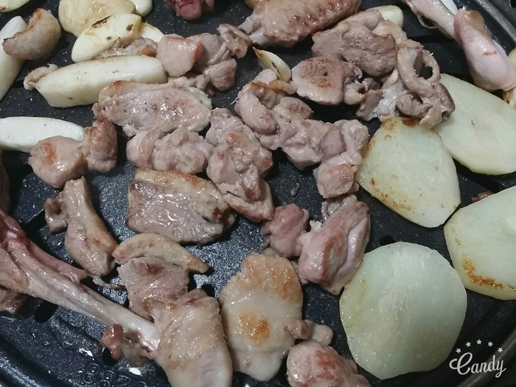 황금유황생오리 이미지