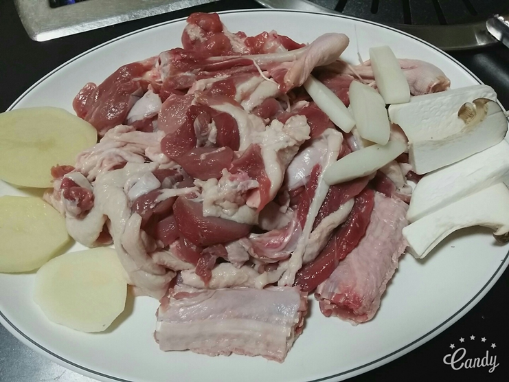 황금유황생오리 이미지