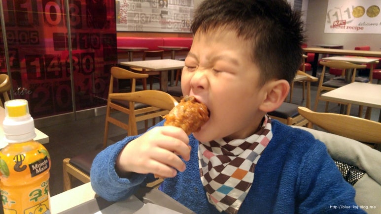 KFC용인명지DT 이미지