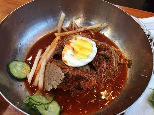 육쌈냉면 이미지