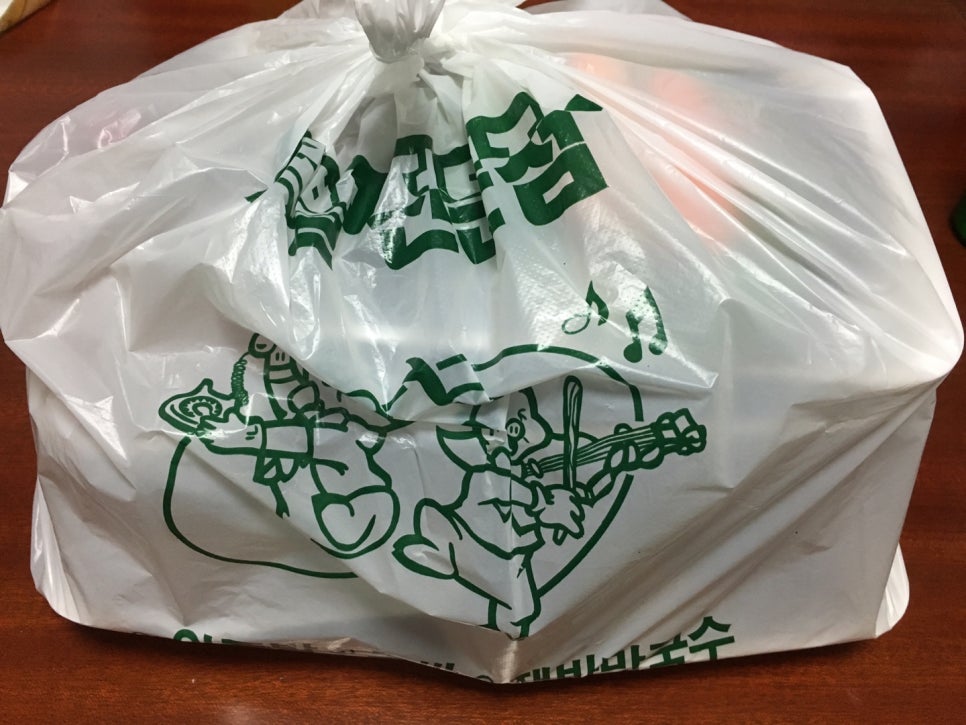 족발이 닭 이미지