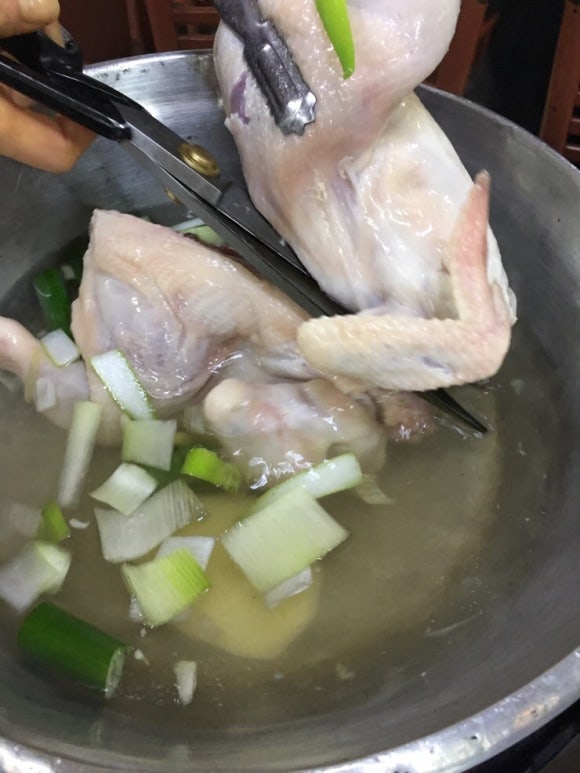 명동닭한마리 이미지