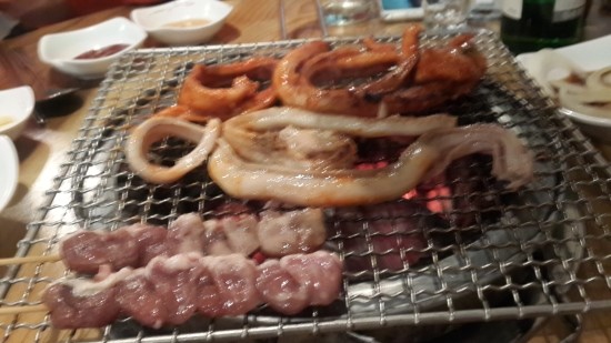 꼼지락꼼장어 이미지