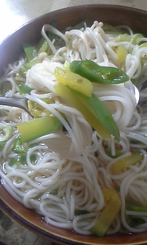 오늘잔치국수 이미지