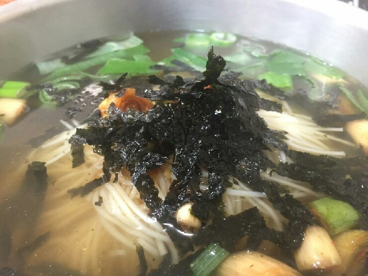 공릉동멸치국수 이미지