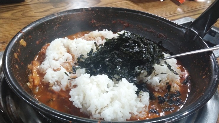 떡볶이에밥볶아 이미지