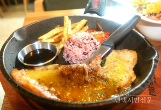 라라코스트(평택점) 이미지