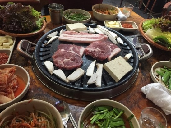돼지사냥 이미지