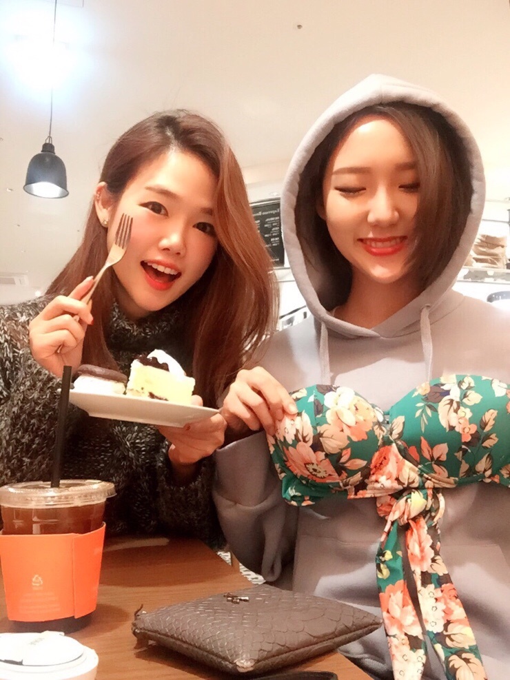 어썸데이 이미지