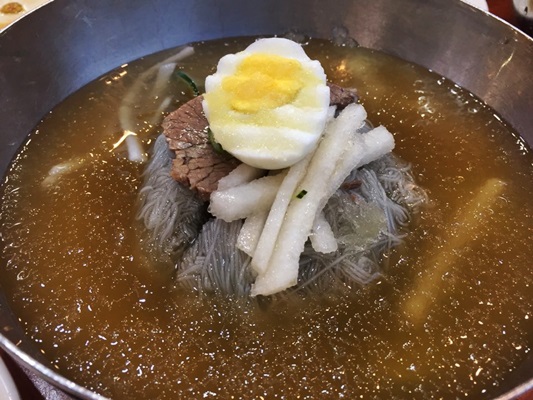 육쌈냉면 이미지