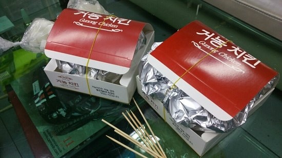 거농치킨 이미지