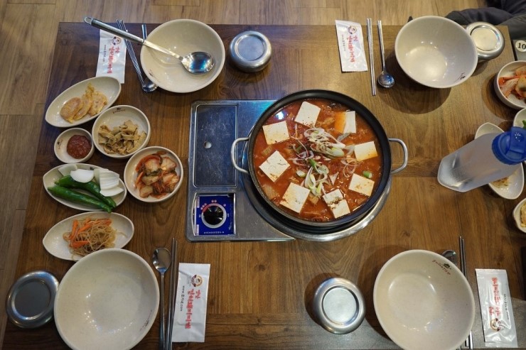 돈가네옛날김치돼지찌개 이미지
