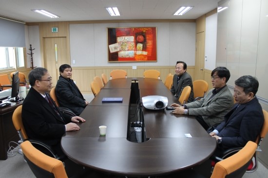 (주)듀델코리아 이미지