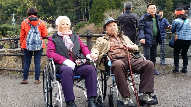 찰리정투어주 이미지