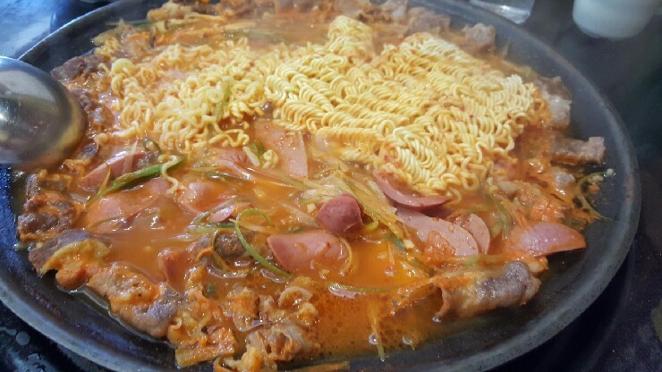 신의주부대찌개 이미지