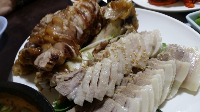 할머니족발보쌈 이미지