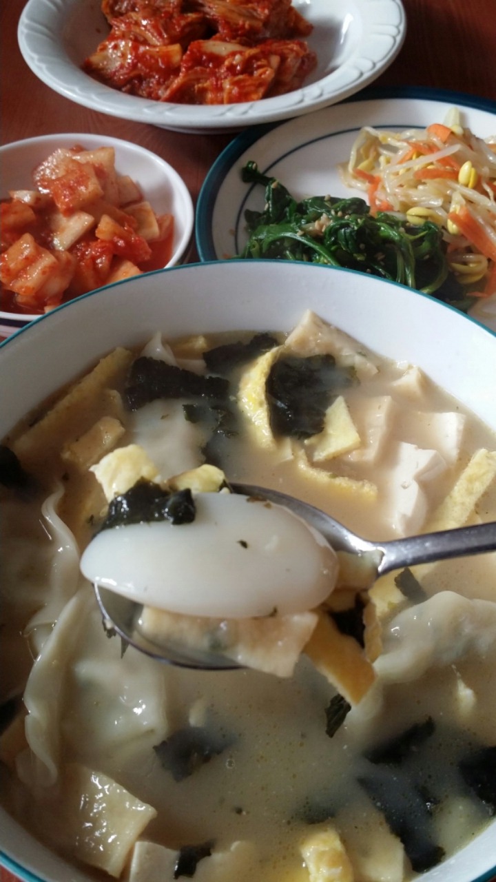 까치모텔 이미지