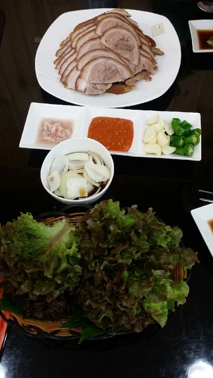 으뜸왕족발 이미지