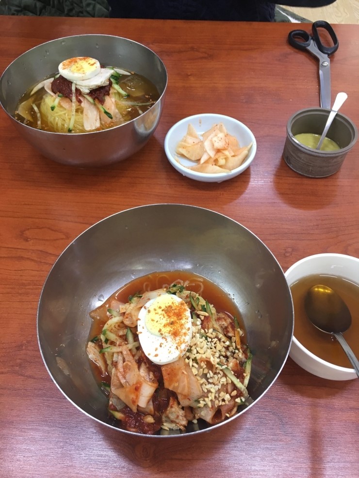 밀면전문 이미지