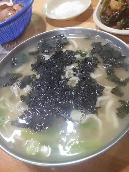 서운칼국수 이미지