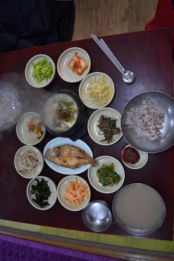 동원보리밥 이미지
