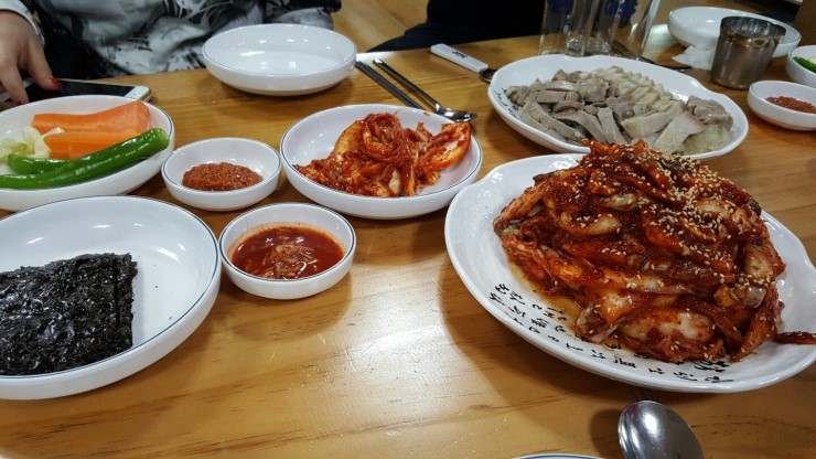충무칼국수보쌈 이미지