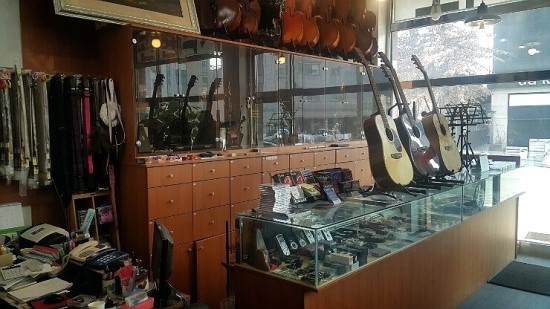 로망스악기 이미지