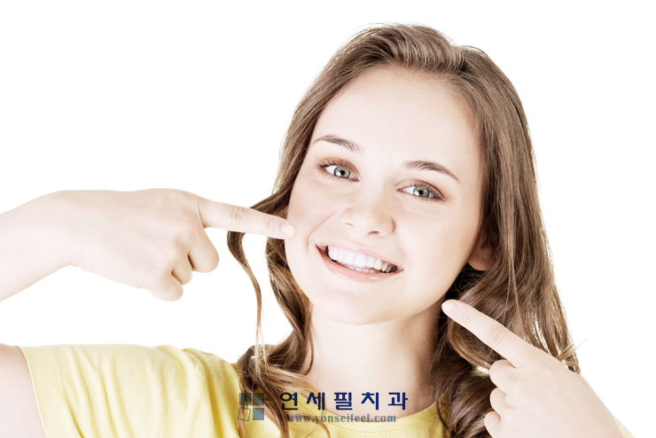 연세필치과교정과 이미지