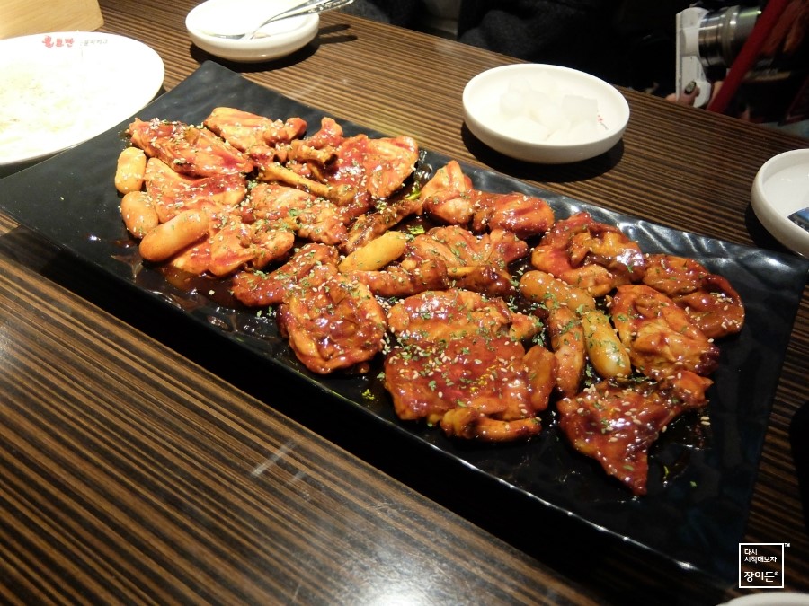 불로만치킨바베큐 이미지