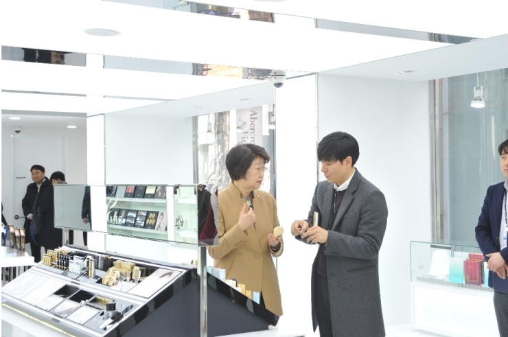 화장품방문판매 이미지