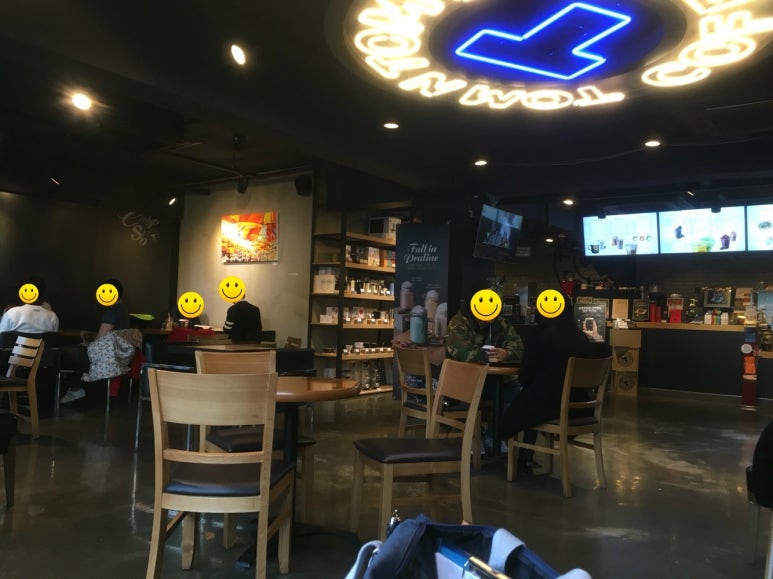 탐앤탐스블랙이태원점 이미지