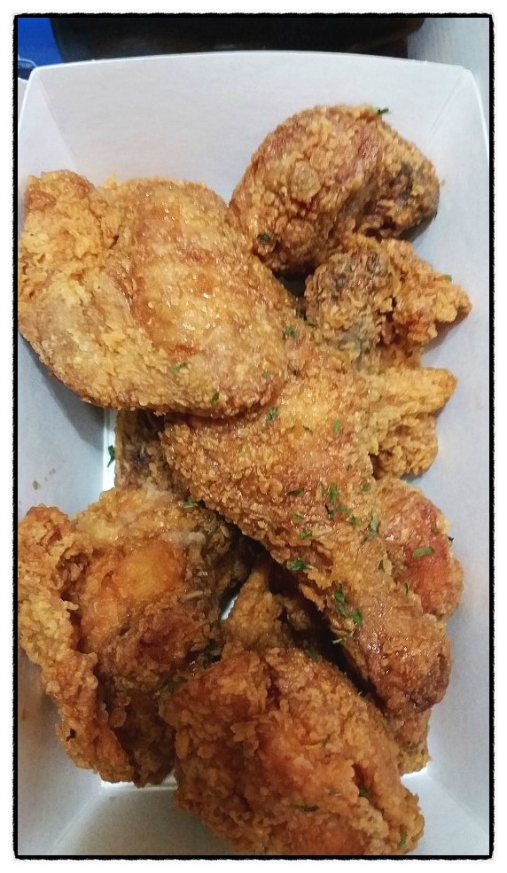 모아치킨 이미지