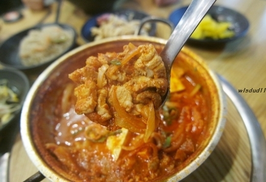 돼지랑찌개랑 이미지