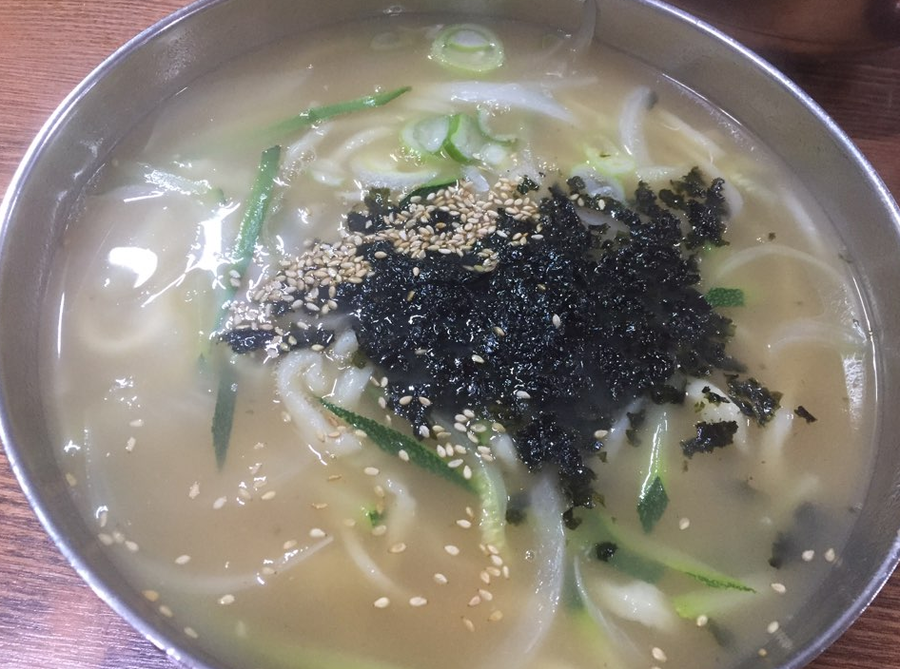시장칼국수 이미지