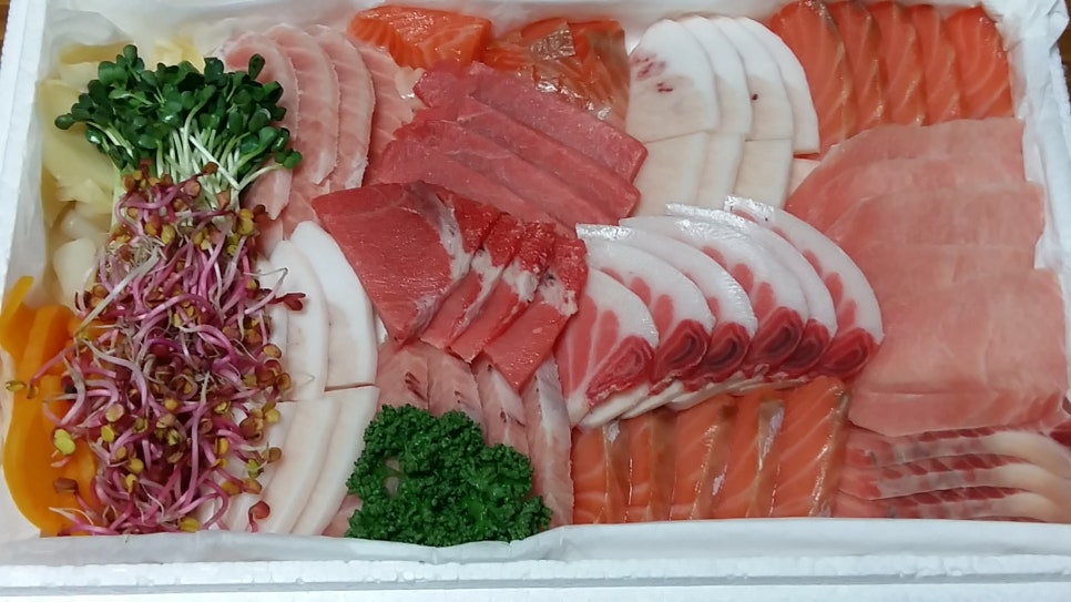 산으로간참치 이미지